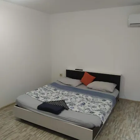 Apartamento апартамент средна гора